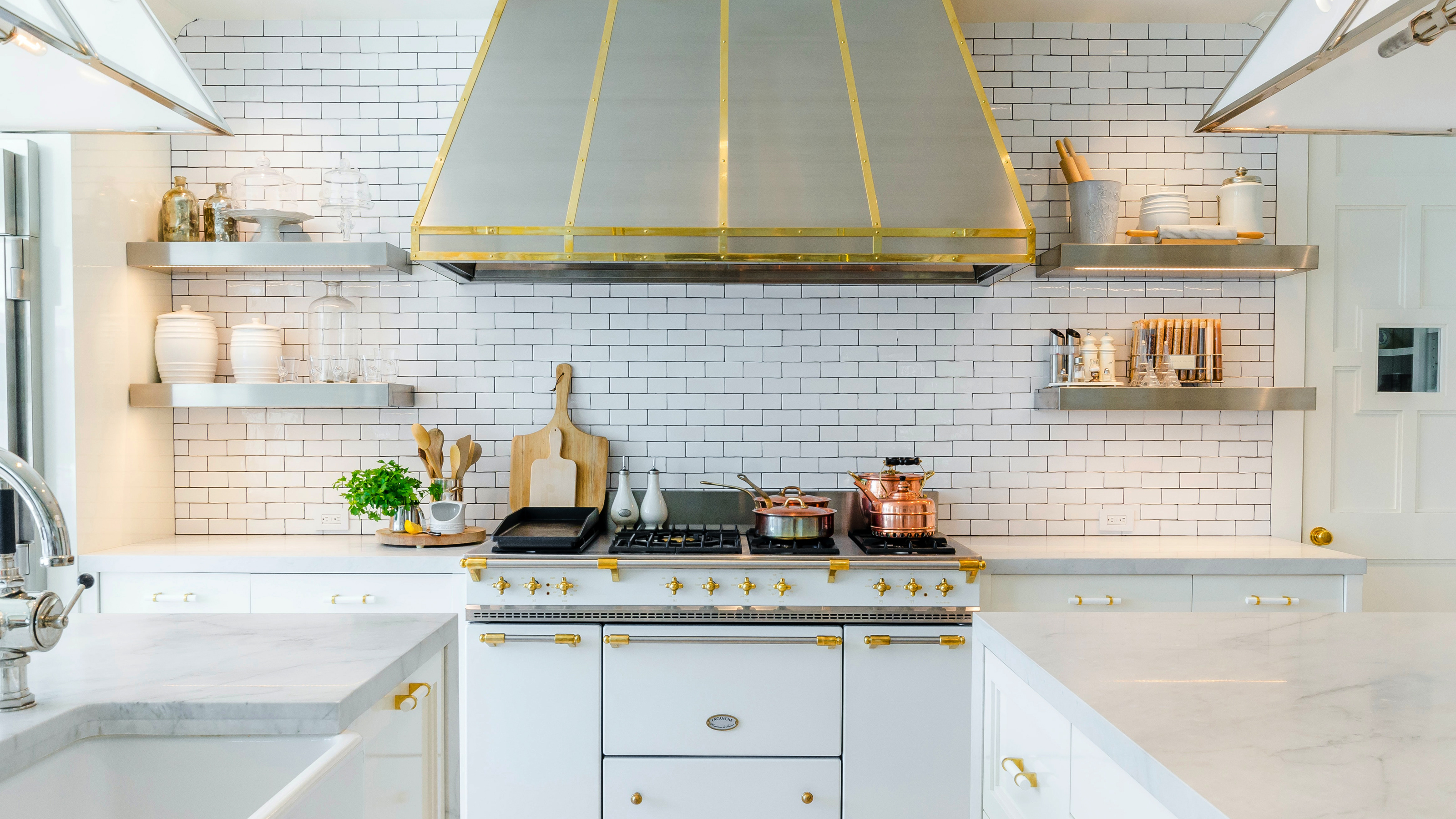 beautiful white kitchen photo